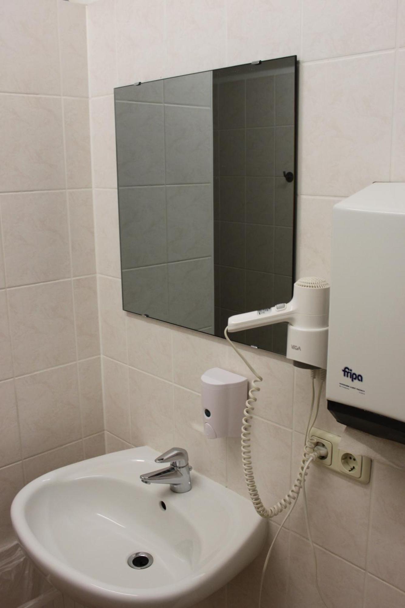 Hotel-Pension Adamshof Berlin Dış mekan fotoğraf