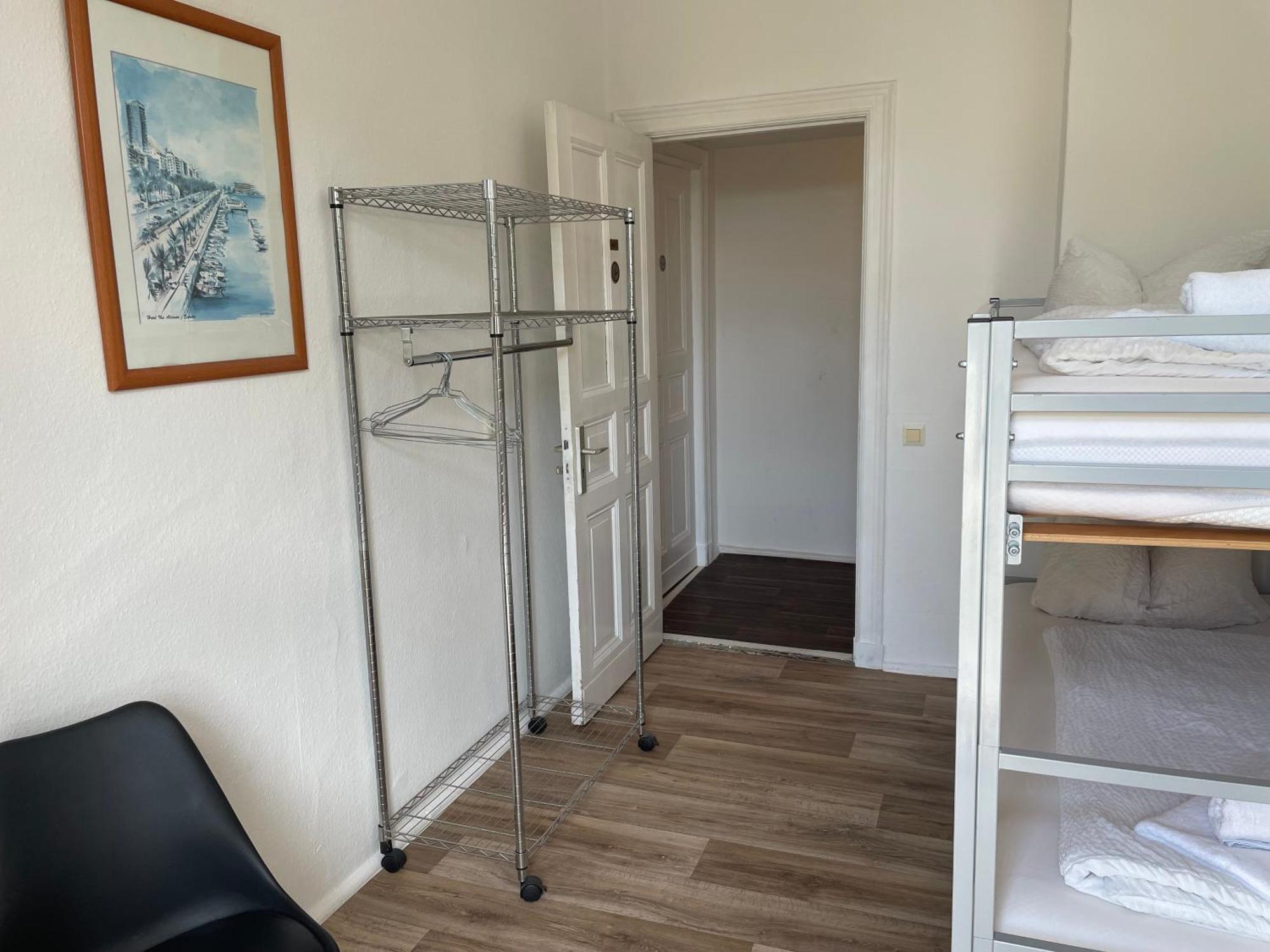 Hotel-Pension Adamshof Berlin Dış mekan fotoğraf