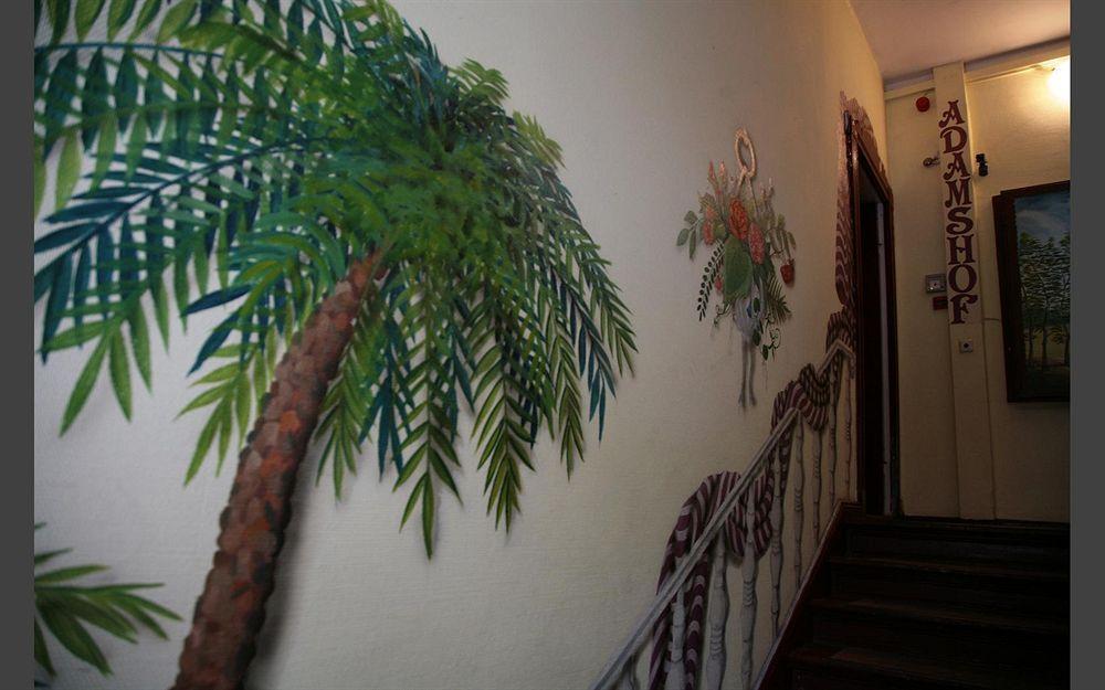 Hotel-Pension Adamshof Berlin Dış mekan fotoğraf