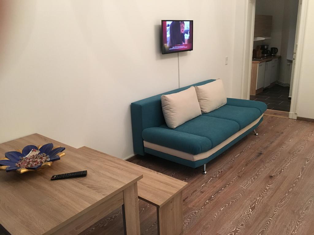 Hotel-Pension Adamshof Berlin Dış mekan fotoğraf